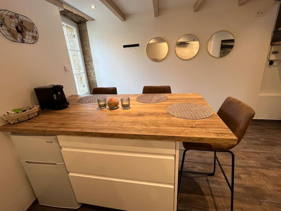 La Petite Maison - La Grange Des Colporteurs Nanclars Exteriör bild